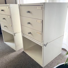 白　引き出し2台　サイドチェストの画像