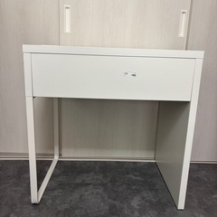 IKEA ミッケ机の画像