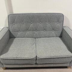 【6月中限定】2人掛けソファ低価でお譲りします（1年半前購入）