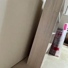 スリム本棚の画像