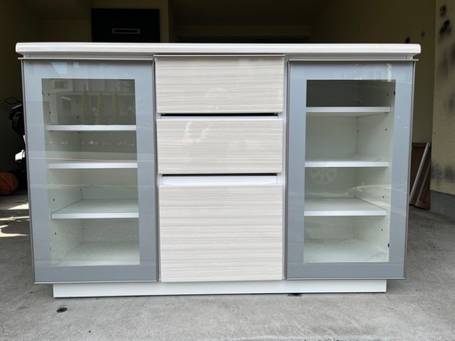 食器棚　キャビネット