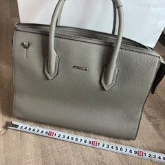 フルラ　ハンドバッグの画像