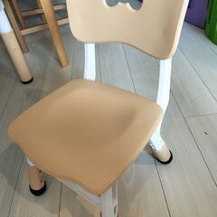 子ども用イスの画像