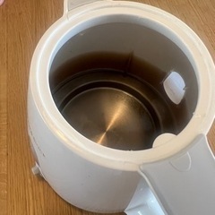 電気ケトルの画像