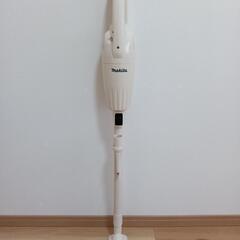 マキタ充電式クリーナーCL116DWIの画像