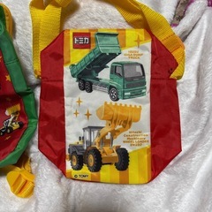 トミカ　ショルダー、リュック2点セット、新品　非売品　バラ売り可能ですの画像