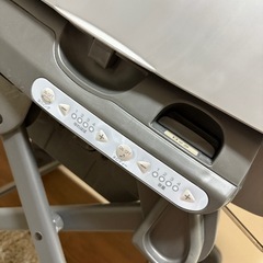 combi 自動バウンサーの画像