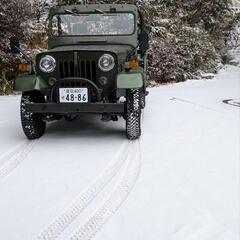三菱ジープJ54の画像