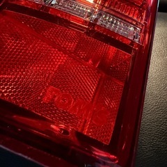 ハイエース TOM'S テールランプの画像