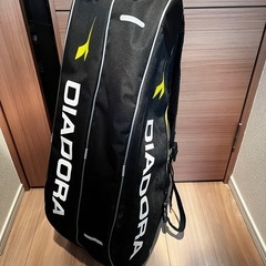 テニスバッグ　DIADORAの画像
