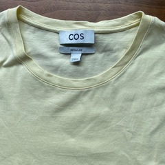 COS Tシャツの画像