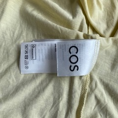 COS Tシャツの画像