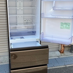 【RKGRE-530】特価！三菱/365L 3ドア冷凍冷蔵庫/MR-CX37G-BR/中古品/2022年製/当社より近隣無料配達の画像