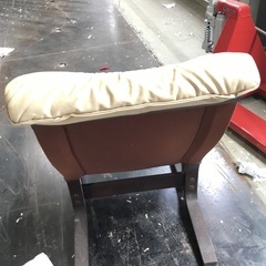 【中古】くつろぎハイバックチェア 1台（天然木製／1人掛けソファー）現地販売中！※条件変更につき再掲の画像