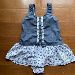 女の子　ワンピース水着　130cm