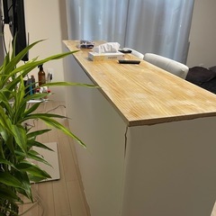 カウンターテーブル チェア2つ付きの画像