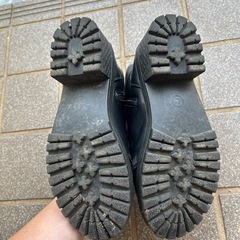 サイズＬブーツになります。の画像