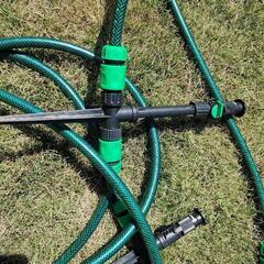 庭の簡単水やりセット（水やりタイマー、スプリンクラー、コネクタ）の画像