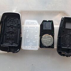 ランドクルーザープラドのスマートキーの画像