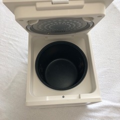 山善 キューブ型炊飯器　ホワイトの画像