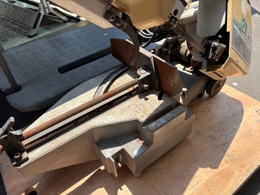 日立 ロータリーバンドソー 180mm CB18FA3 切断機