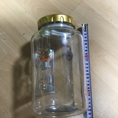 貯金箱の画像