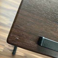 折りたたみテーブルの画像