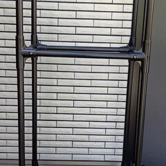 【募集中】アイリスオーヤマタイヤ ラック 2段 車 収納 保管 交換 保管ラック タイヤ収納 カー用品 カバー付 スタッドレス KTL-590Cの画像