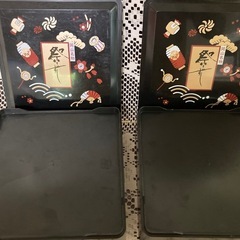お弁当箱🍱正方形2個、岡山祭り寿司の黒いお重 2点重ねの画像