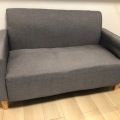 ソファーの画像