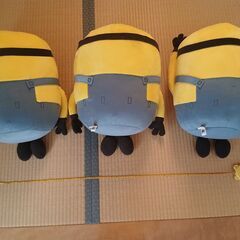 ミニオンズ　ぬいぐるみ　３人セットの画像