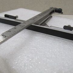 🌲【大工道具】入荷 丸ノコ ガイド定規 Ｔスライド スリムシフト ２ 30㎝ 併用目盛 【地域最大の品揃え･電動工具高価買取アールワン田川】の画像