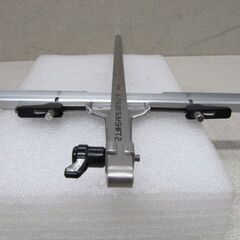 🌲【大工道具】入荷 丸ノコ ガイド定規 Ｔスライド スリムシフト ２ 30㎝ 併用目盛 【地域最大の品揃え･電動工具高価買取アールワン田川】の画像