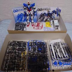 1/60scale　ダブルオーガンダム＋ダブルオーライザー　中古の画像