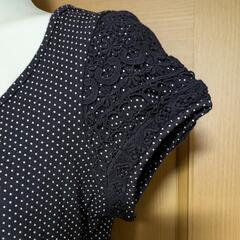 半袖カットソー　pour la frime Mサイズ ドット(紺×白 白×黒) 袖レース 2枚セットの画像