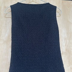 UNIQLO ノースリーブ　Mサイズの画像
