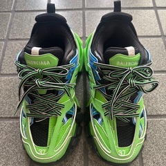 バレンシアガ　トラックスニーカーの画像