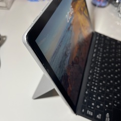 【オンライン決済・配送可】Microsoft Surface Go 2 （LTE対応の上位モデル）の画像