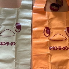 折りたたみ日傘新品タグ付き　とチキンラーメンキャラエコバッグ2個の画像