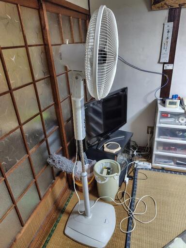 Panasonic F-KD401P-H スタンド扇風機 （グレー） パナソニック スタンド扇風機 F-KD401P-H グレー ： 通販・価格