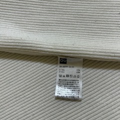 GU ノースリーブ　Mサイズの画像