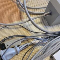 wii 本体+ソフト(5個)+ｺﾝﾄﾛｰﾗｰ(3個)+ﾊﾝﾄﾞﾙ(5個)セットの画像