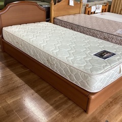 シングルベッド（シモンズ製品）
【町田市再生家具】250966の画像