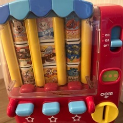 自動販売機　おもちゃ　ディズニー　ミッキー　の画像