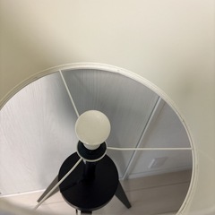 IKEA フロアランプ ラウテルスの画像