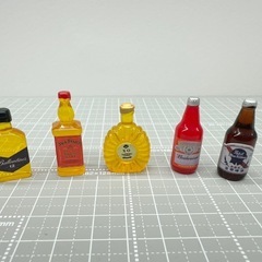 ミニチュア小物色々の画像