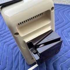 包丁とぎ付き 電動缶切り オープナーの画像