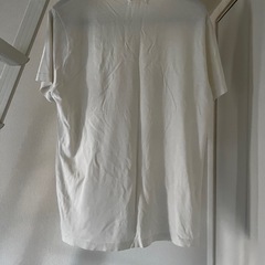 Tシャツ　韓国製の画像