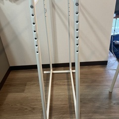 収納　押入れ用ハンガーラックの画像
