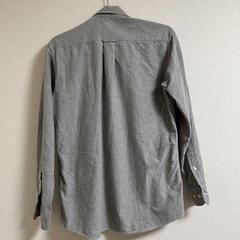 UNIQLO ユニクロ Yシャツの画像